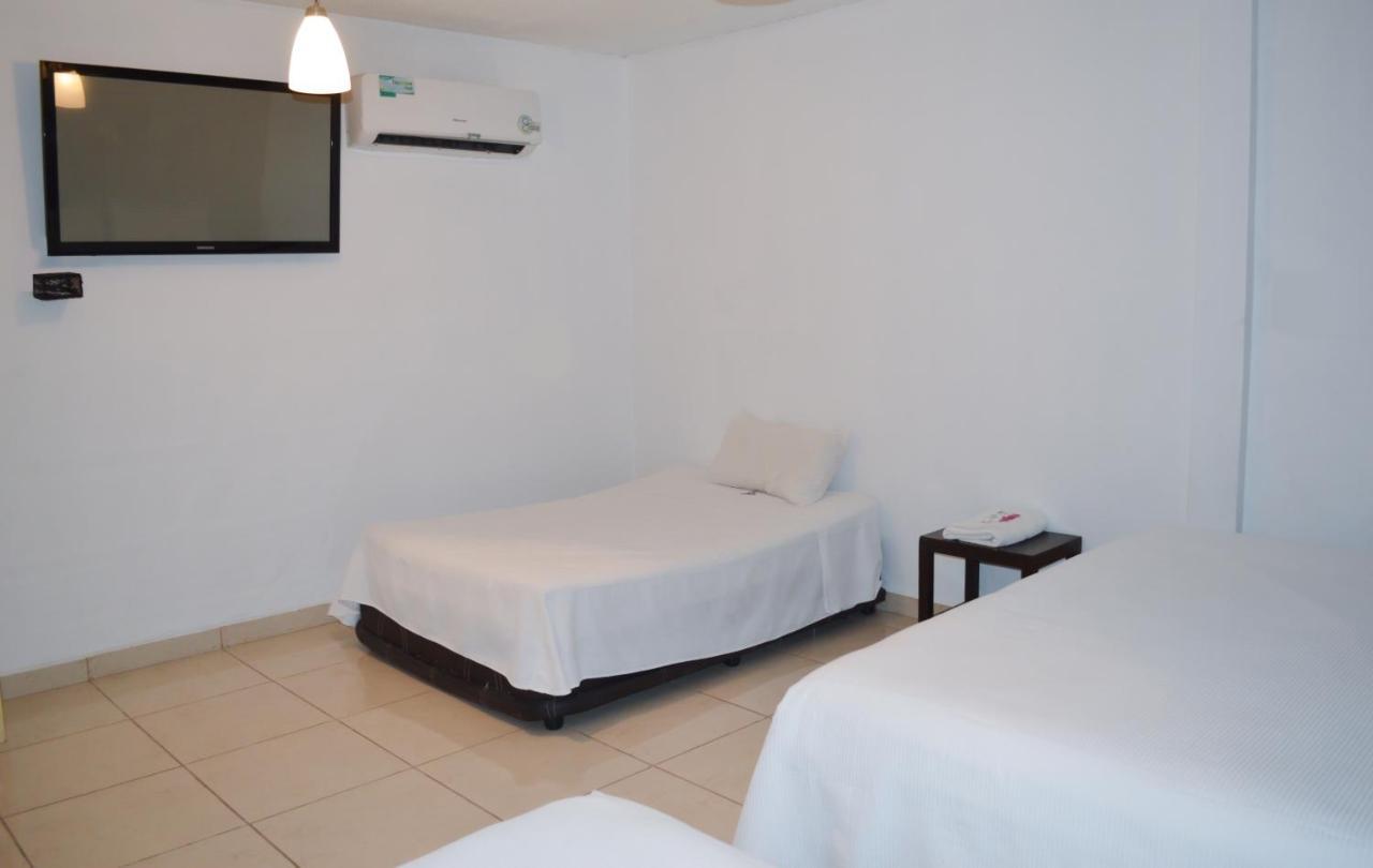 Hotel Paraiso Inn เตฮัวกัน ภายนอก รูปภาพ