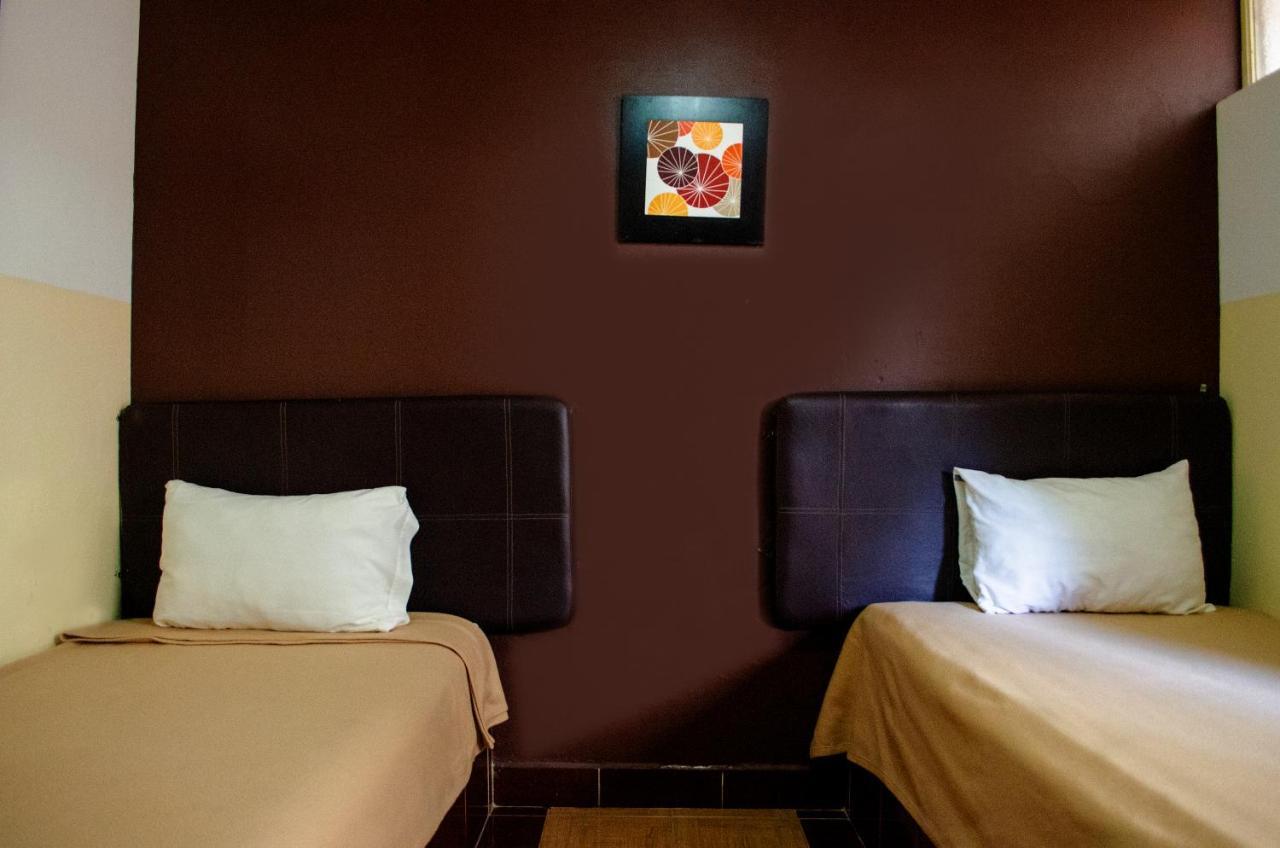 Hotel Paraiso Inn เตฮัวกัน ภายนอก รูปภาพ