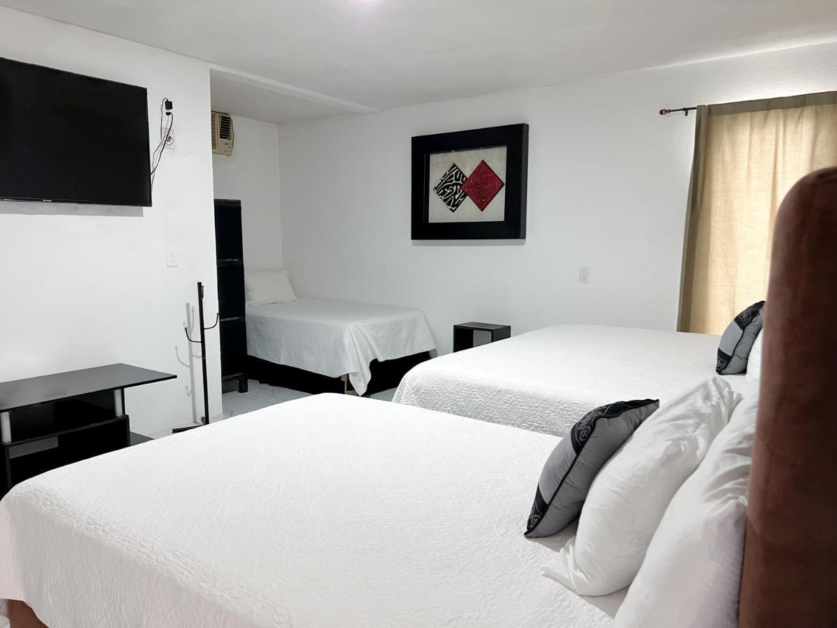 Hotel Paraiso Inn เตฮัวกัน ภายนอก รูปภาพ
